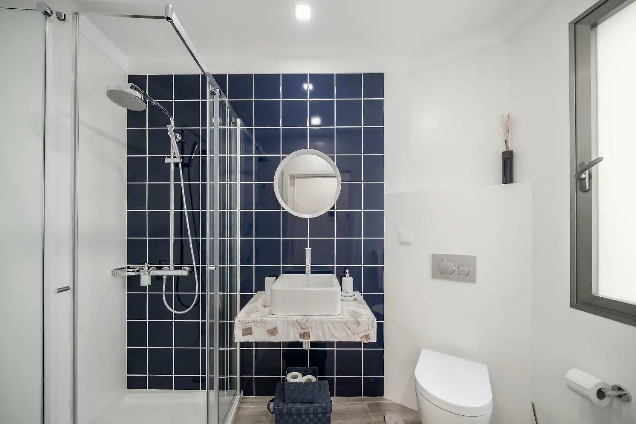 Pensionat Drapes Design Apartments By An Island Apart Funchal