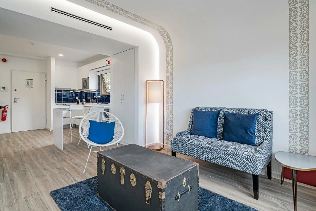 Drapes Design Apartments By An Island Apart Funchal  Pensionat Funchal (Madeira)