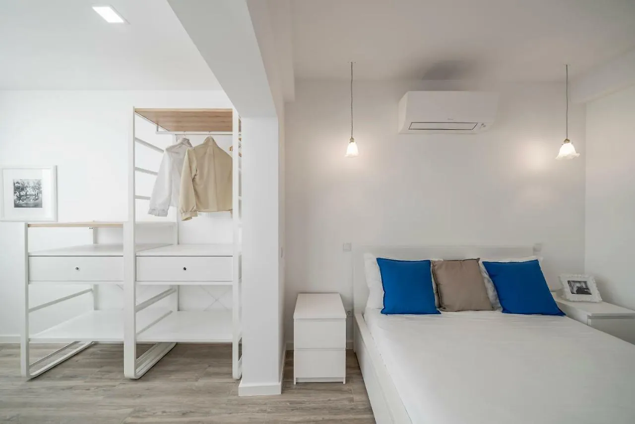 Pensionat Drapes Design Apartments By An Island Apart Funchal  Portugal